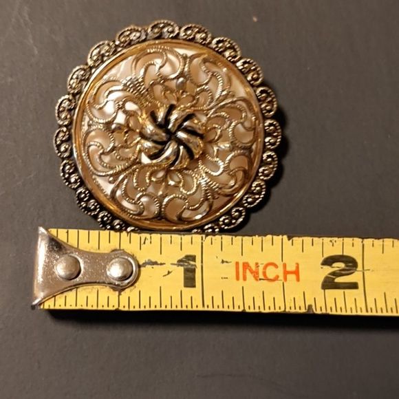 Vintage West Germany Filigree Round Gold Tone Scarf Clip Ring. - Picture 2 of 4